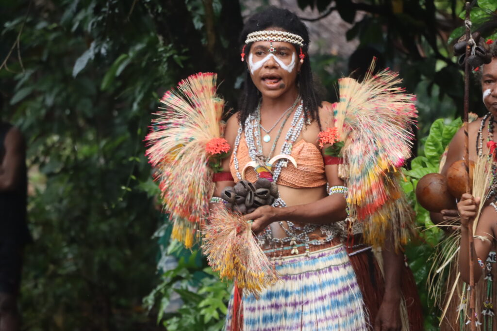 Traditional Theatre Performance, Buingim Village, Labuta LLG